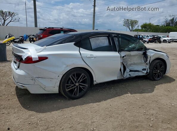 4T1DAACK9SU005710 2025 TOYOTA CAMRY White Trasero derecho