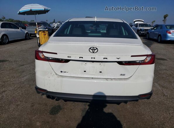 4T1DAACK9SU074817 2025 TOYOTA CAMRY White Հետևի տեսք