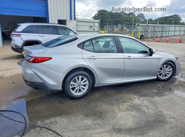 4T1DAACK9SU132280 2025 TOYOTA CAMRY Серебряный Задняя правая четверть