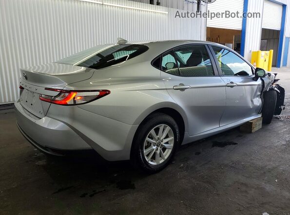 4T1DAACK9SU530072 2025 TOYOTA CAMRY Silver Tył prawy