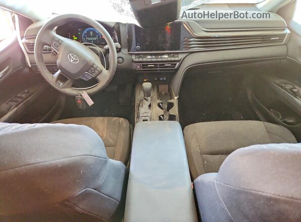 4T1DAACK9SU584004 2025 TOYOTA CAMRY Silver Dashboard view