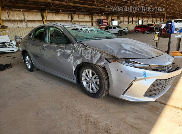 4T1DAACK9SU584004 2025 TOYOTA CAMRY Silver Front right