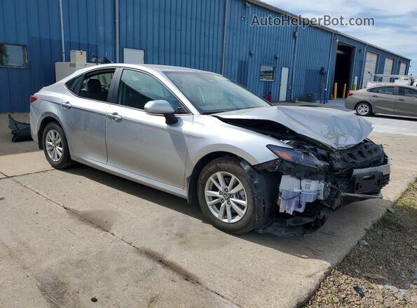 4T1DAACK9SU598811 2025 TOYOTA CAMRY Gray Delantero derecho