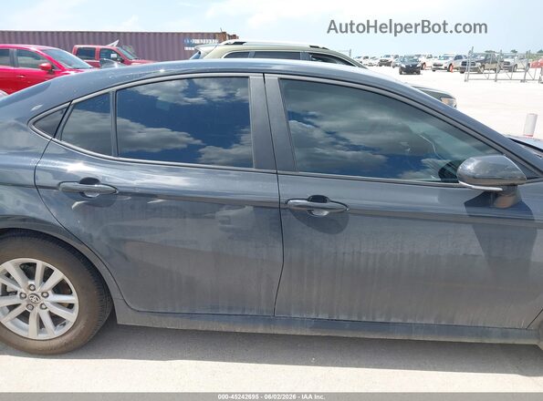 4T1DAACK9SU615798 2025 TOYOTA CAMRY Gray Widok wnętrza z tyłu