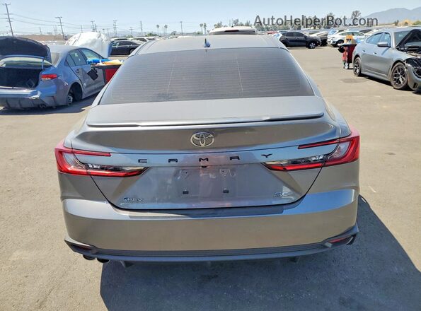 4T1DAACK9TU652917 2026 TOYOTA CAMRY Серебряный Вид сзади