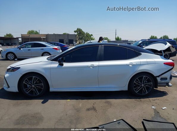 4T1DAACKXSU165322 2025 TOYOTA CAMRY Белый 
