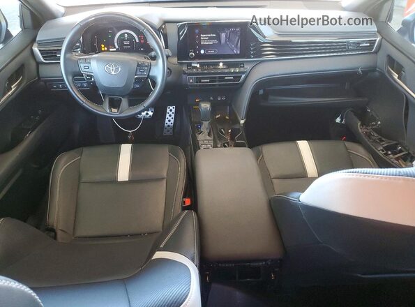 4T1DAACKXSU532168 2025 TOYOTA CAMRY Черный Вид панели приборов