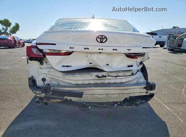 4T1DAACKXSU544000 2025 TOYOTA CAMRY White Вид ззаду