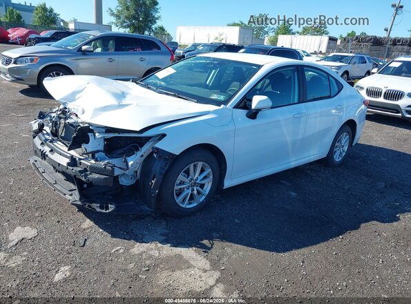 4T1DAACKXSU573514 2025 TOYOTA CAMRY Белый Передняя левая четверть