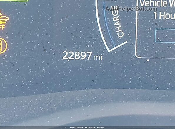 4T1DAACKXSU573514 2025 TOYOTA CAMRY Белый 