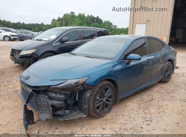 4T1DAACKXSU612571 2025 TOYOTA CAMRY Бирюзовый Передняя левая четверть
