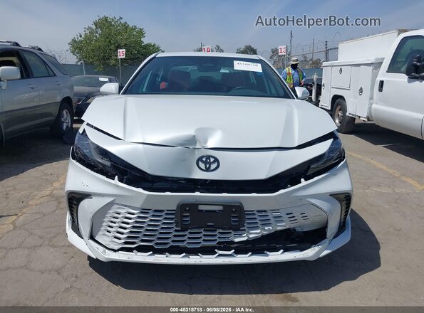 4T1DAACKXTU287499 2026 TOYOTA CAMRY White Vista frontal