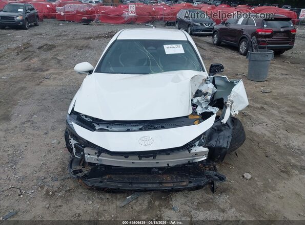 4T1DAACKXTU721243 2026 TOYOTA CAMRY White ხელსაწყოთა პანელის ხედი
