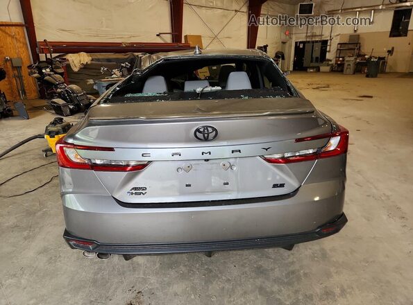 4T1DBADK0SU526455 2025 TOYOTA CAMRY Gray Widok z tyłu