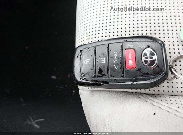 4T1DBADK1TU542651 2026 TOYOTA CAMRY Gray წინა პანელის ხედი
