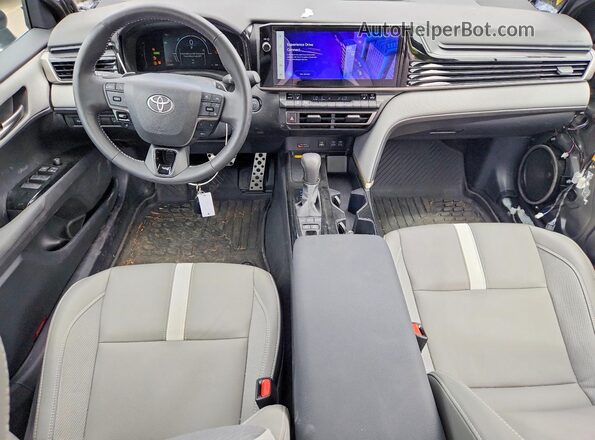 4T1DBADK2SU027186 2025 TOYOTA CAMRY Charcoal Dashboard view