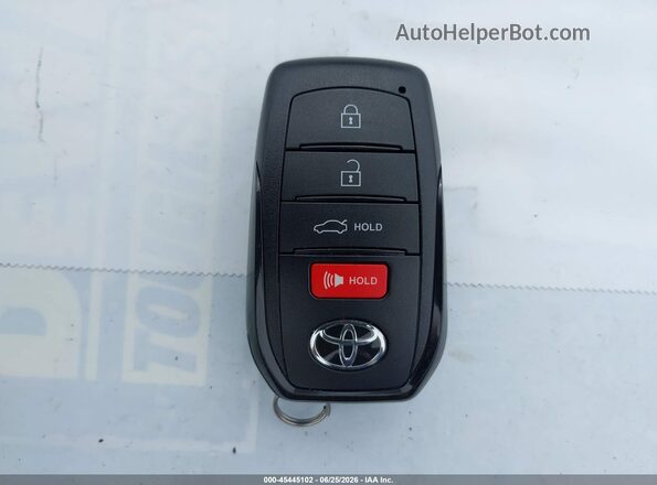 4T1DBADK2TU554968 2026 TOYOTA CAMRY Бирюзовый Вид панели приборов