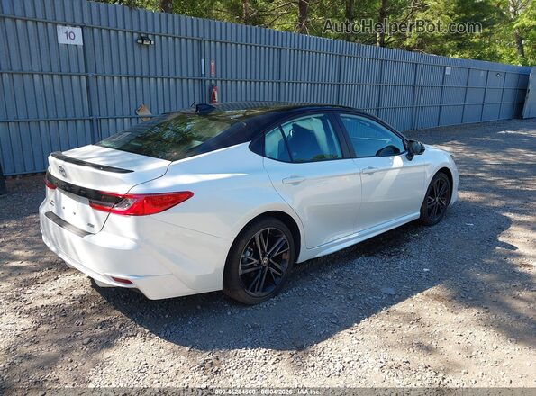 4T1DBADK3SU016858 2025 TOYOTA CAMRY Белый Задняя правая четверть