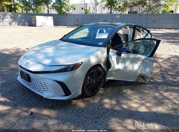 4T1DBADK3SU016858 2025 TOYOTA CAMRY Белый Передняя левая четверть