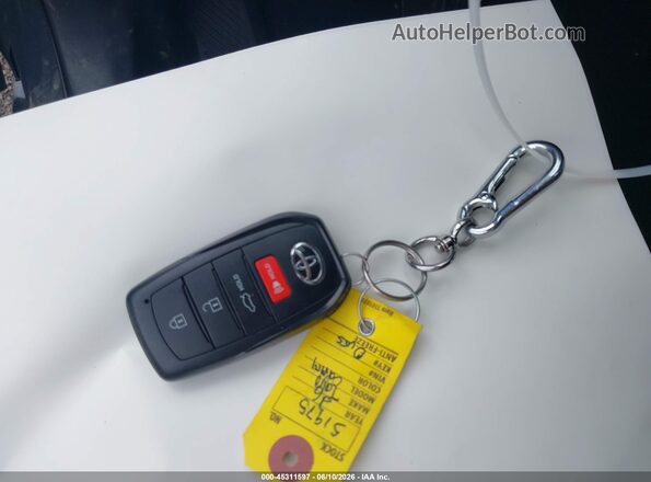 4T1DBADK3TU542392 2026 TOYOTA CAMRY Gray Вид панелі приладів