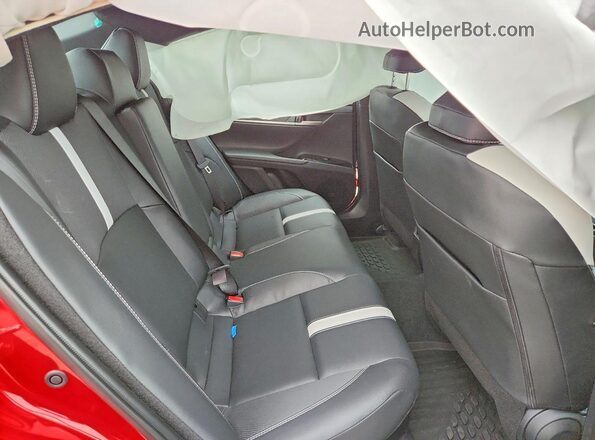 4T1DBADK4TU053886 2026 TOYOTA CAMRY Red Vista de los asientos traseros