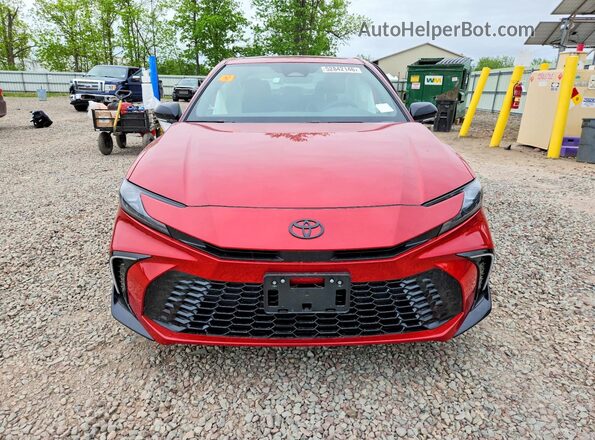 4T1DBADK4TU053886 2026 TOYOTA CAMRY Red Vista frontal