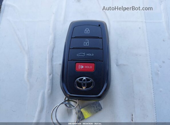 4T1DBADK4TU547715 2026 TOYOTA CAMRY Gray წინა პანელის ხედი