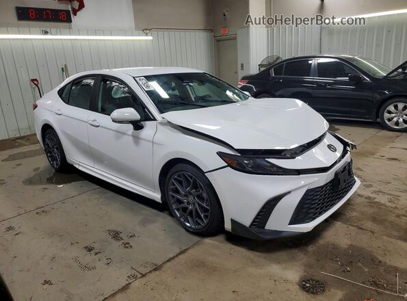 4T1DBADK5SU016568 2025 TOYOTA CAMRY White Առջևի աջ