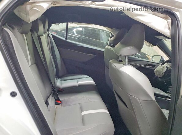 4T1DBADK5SU016568 2025 TOYOTA CAMRY White Հետևի նստատեղերի տեսք