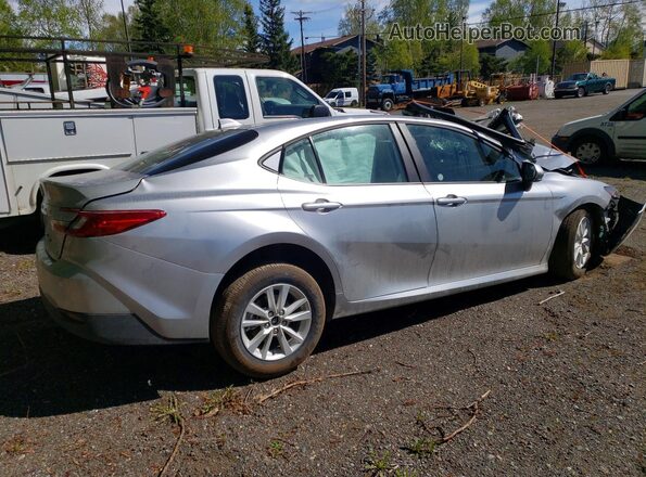 4T1DBADK5TU557380 2026 TOYOTA CAMRY Silver უკანა მარჯვენა