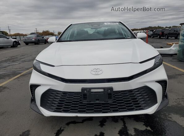 4T1DBADK6SU003344 2025 TOYOTA CAMRY White Widok z przodu