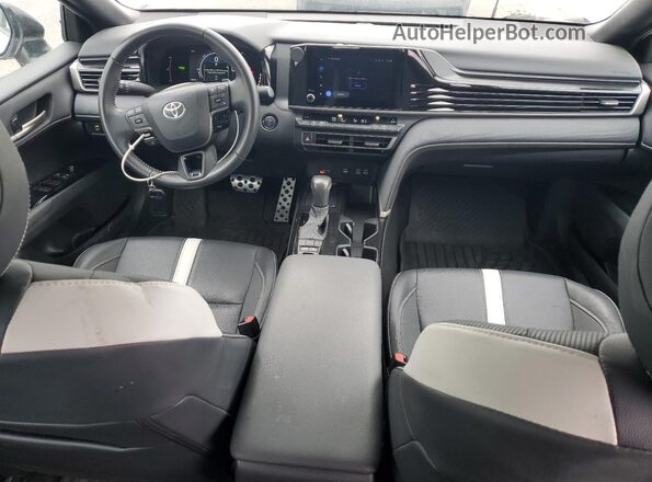 4T1DBADK6SU003344 2025 TOYOTA CAMRY White Widok deski rozdzielczej