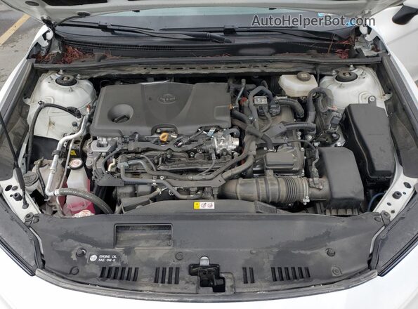 4T1DBADK6SU003344 2025 TOYOTA CAMRY White Widok wnętrza z tyłu