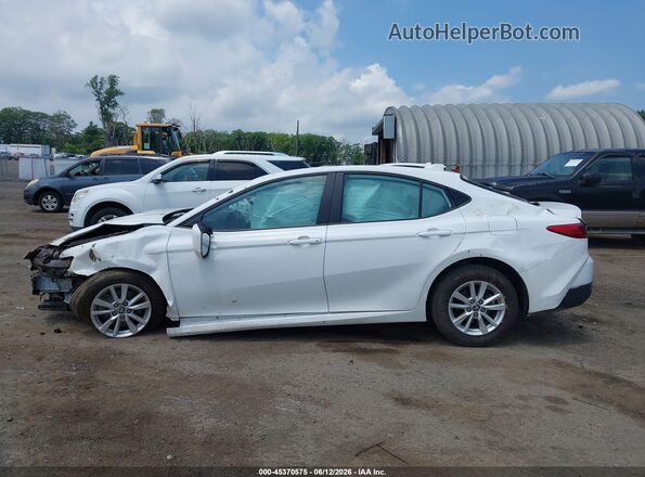 4T1DBADK6SU028146 2025 TOYOTA CAMRY Белый Вид задней части салона
