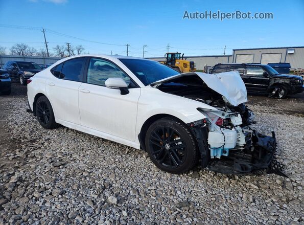 4T1DBADK7SU000971 2025 TOYOTA CAMRY White 