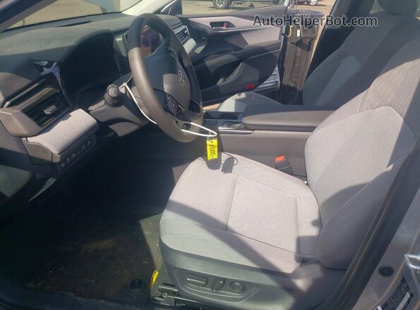 4T1DBADK8SU026107 2025 TOYOTA CAMRY Серебряный 