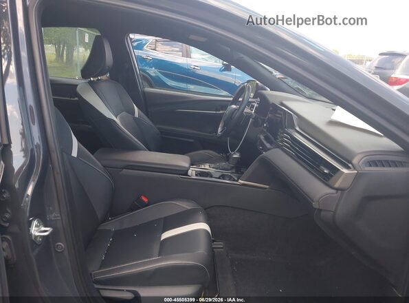 4T1DBADK8SU500492 2025 TOYOTA CAMRY Серый Вид салона спереди
