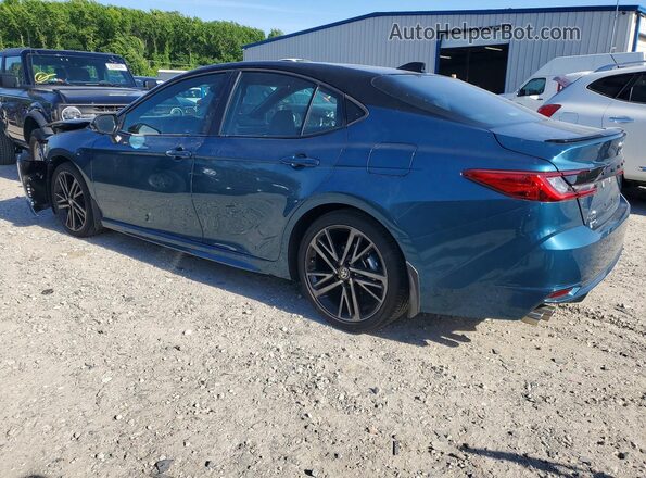 4T1DBADKXSU018557 2025 TOYOTA CAMRY Бирюзовый 