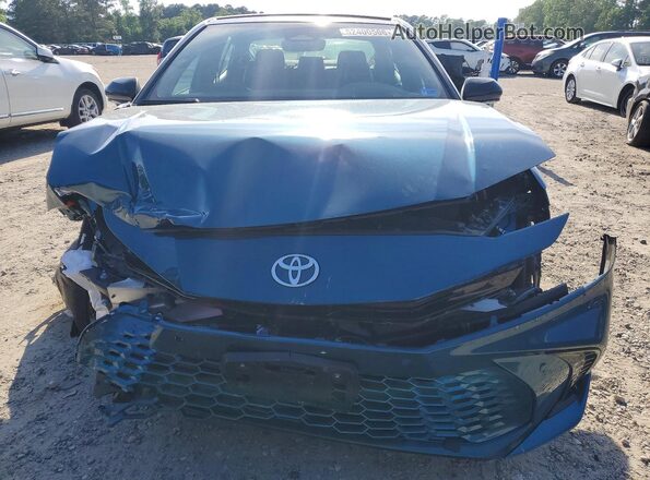 4T1DBADKXSU018557 2025 TOYOTA CAMRY Бирюзовый 