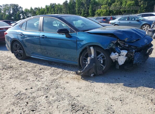 4T1DBADKXSU018557 2025 TOYOTA CAMRY Бирюзовый 