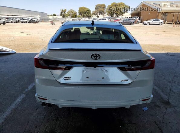 4T1DBADKXSU023614 2025 TOYOTA CAMRY Белый Вид сзади