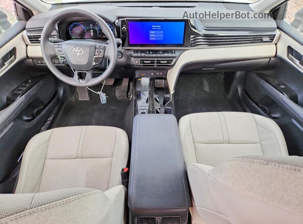 4T1DBADKXSU520520 2025 TOYOTA CAMRY White Вид панелі приладів