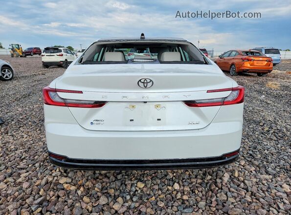 4T1DBADKXSU520520 2025 TOYOTA CAMRY White Вид ззаду