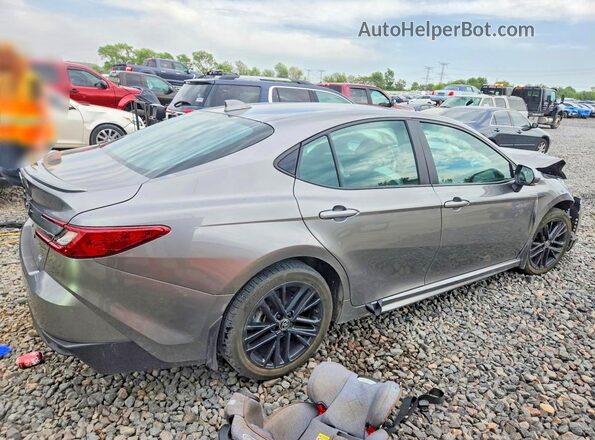 4T1DBADKXSU521425 2025 TOYOTA CAMRY Silver Trasero derecho