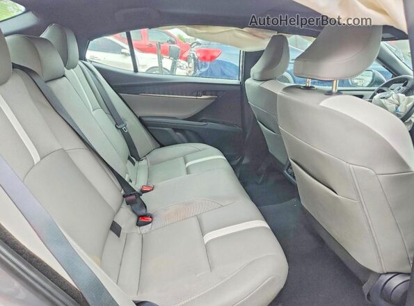4T1DBADKXSU521425 2025 TOYOTA CAMRY Silver Vista de los asientos traseros