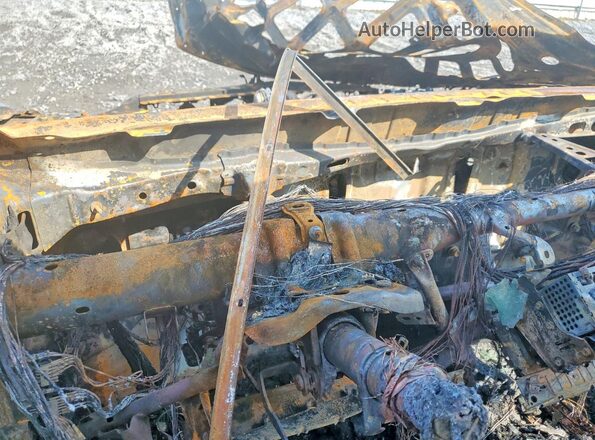 4T1DBADKXSU533414 2025 TOYOTA CAMRY Пожар Вид щитка приборов