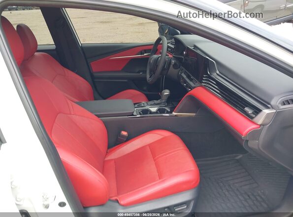 4T1DBADKXTU050006 2026 TOYOTA CAMRY White Front interior view
