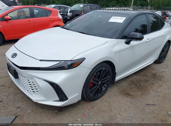 4T1DBADKXTU050006 2026 TOYOTA CAMRY White Front left