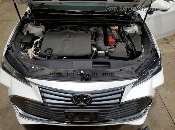 4T1DZ1FB4LU042895 2020 TOYOTA AVALON White Rear interior view