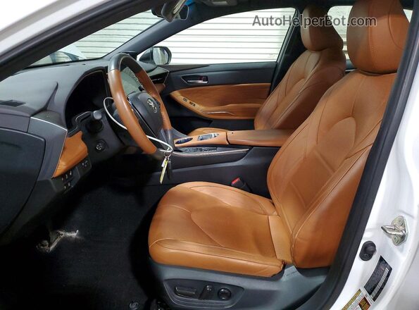 4T1DZ1FB4LU042895 2020 TOYOTA AVALON White Front interior view